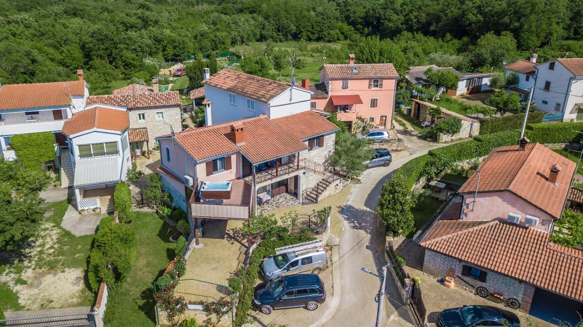 Villa Michelle Karojba Экстерьер фото